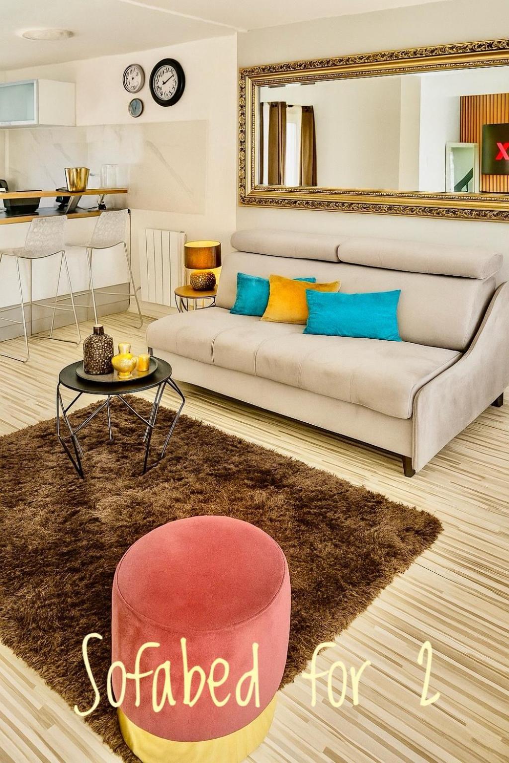 Duplex With Sauna City- Center Cathedrale Apartment